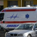 Zadobila je ogrebotine, posekotine i prelom skočnog zgloba: Oglasio se UKC Vojvodine o stanju žene na koju je palo drvo tokom…