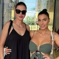 Obe zgodne i zategnute: Mia Borisavljević pokazala sestru, a evo gde su uživale: "Nema svako tu privilegiju" (foto)