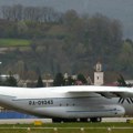 Srušio se ruski vojni avion An-22 sa sedam članova posade: Spasilačke ekipe na mestu nesreće