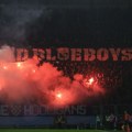 Haos pred finale Kupa: "Armada" dočekala "Bojse", policija razdvajala suzavcem