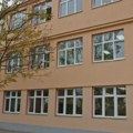 Emocionalne i fizičke promene tokom sazrevanja: Adolescenti pod rizikom za razvoj zavisnosti. Važno je odupreti se pritiscima…