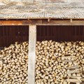 Stovarišta puna narudžbina za zimsku sezonu, na isporuku ogreva se čeka i po sedam dana. Cene poskupele, pogledajte detaljan…