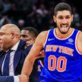 Proslavljeni košarkaš se prijavio za draft u WNBA ligi: Hoće li mu dozvoliti da igra sa devojkama?