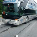 Sudar autobusa i golfa u Šapcu, povređeno 10 dece i odrasla osoba, uhapšen vozač