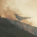 Vatrogasci zaustavili vatru da ne pređe u RS, hrvatski kanaderi još dejstvuju na dubrovačkim požarištima (video)