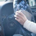 Zabrana pušenja u kolima? Da li bi Srbija mogla da "prepiše" nemački scenario: U tri zemlje EU je na snazi, a njih 11 već…