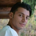 Mirko sekirom ubio majku, pa nasrnuo na oca: Porodična tragedija šokirala gradić - oduzeo sebi život posle krvavog zločina
