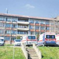 U KBC Kosovska Mitrovica stigao kamion sa lekovima iz centralne Srbije