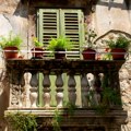 Balkon pao na radnike, jednom se bore za život: Teška nesreća u Sisku