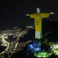 Годишњица смрти Пелеа: На статуи Христа Спаситеља у Рију пројектован дрес са бројем 10