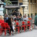 Deficit ugostiteljskih radnika, "sele se na Jadran": Vlasnici spremni da plate, za pojedina radna mesta daju i 3.000€