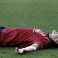 Hrvatski napadač se jeste obrukao iz penala, ali je posle utakmice nađeno da su mu slomljena tri rebra (VIDEO)
