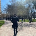 Zbog dolaska vrha SNS, policija blokirala park oko Ofirskog doma, građani i studenti najavili protest