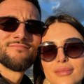 "Нас троје на путу" Анастасија и Немања Гудељ пресрећни, фотографијом разнежили јавност