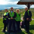 Četvoro leskovačkih penzionera-planinara trasiralo, učistilo i obeležilo pet pešačkih staza na Hisaru