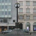 Bošković (SRCE): Novi sat na Trgu Republike već u kvaru, radnici na terenu ručno podešavaju kazaljke