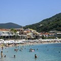 Drama na jednoj od omiljenih srpskih plaža: Uvedena hitna mera zabrana kupanja