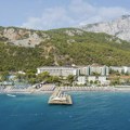 Za ljubitelje antalijske obale, evo odlične sugestije: Na samoj plaži, u blizini Kemera, Ultra All Inclusive usluga