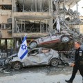 Iran uzvraća balističkim raketama na Izrael, preti 'najjačim udarom'