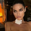 Skinula se Dejana Živković! Telo u bikiniju koje ostavlja bez daha, a svi bruje o pozi (foto)