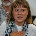 (Video) "izrael hoće Pred našim očima da izbriše čitavu populaciju": Greta Tunberg sletela na aerodrom, odmah usledio oštar…