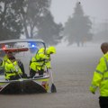 Uzbuna u Australiji Hitna evakuacija zbog tropskog ciklona, prete poplave i vetrovi do 260 km/h: "Mogu da raznesu šupe i…
