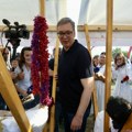 Predsednik Srbije Aleksandar Vučić u Vladimirovcima: Pobednička kampanja biće drugačija, a posebno njen poslednji deo