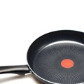 Povlači se tiganj iz prodaje: Kupci se pozivaju da hitno vrate proizvod
