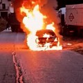 Vatra "progutala" automobil, dim se širi iznad Ivanjice (foto)