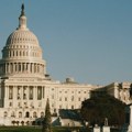 Američki Senat usvojio privremeni zakon o finansiranju vlade do 11. decembra