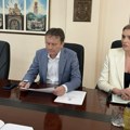 Glišić obišao rekonstruisanu zgradu škole u Baćevcu, uloženo 48 miliona dinara u obnovu