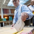 Izlazne ankete u Švedskoj: Opozicija bliža pobedi na parlamentarnim izborima