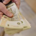 Plate u Srbiji: Za život ili za preživljavanje?