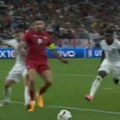 Da li su naši oštećeni za penal?: Pogledajte vrlo sporan start nad Mitrovićem! (video)