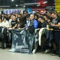 Aerodrom kao arena! Grmi pesma Grobara: Žoc na letu za Beograd - ni ne sluti šta ga ovde čeka