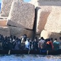 Новорођенче преминуло након искрцавања миграната на острво Лампедуза