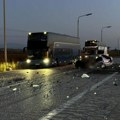 Sudar srpskog autobusa u Grčkoj - jezive fotografije sa mesta nesreće! Najmanje troje ljudi izgubilo život (foto)