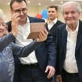 Petar Petković posetio Bečej Zahvalio se najstarijim građanima na podršci državi Srbiji i predsedniku Aleksandru Vučiću…