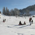 Paprene cene na skijalištu u komšiluku, a nekada bilo najjeftinije u Evropi: Porcija ćevapa preko 10 evra, turisti se žale