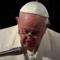Papa hitno primljen u bolnicu! Požalio se da ga to i dalje muči, prebačen na medicinsko ispitivanje