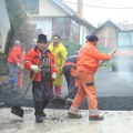 Asfaltiranje puta od Jelašnice do Proseka: Završni radovi u toku [VIDEO]