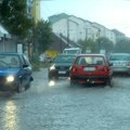 Rhmz upozorava! U narednih sat vremena intezivni pljuskovi stižu u ovaj deo Srbije