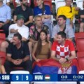 Obukao dres Hrvatske, a navijao za Srbiju protiv Mađarske: Neverovatna scena u polufinalu Svetskog prvenstva