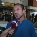Advokat: Ispred prostorija SNS-a u Kraljevu policijski pripravnici koji su uplašeni jer su unutra maskirani ljudi