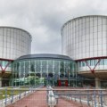 Evropski sud oslobodio italiju odgovornosti: „Legitimno je ukinuti dvostruko majčinstvo“