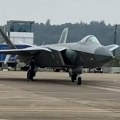 Nevidljiv za američku odbranu Tajvana: Velika demonstracija sile Pekinga: Kineski lovac J-20 neopažen leti iznad južnog Tajvana…