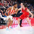 Milano - Crvena zvezda: Crveno-beli ne mogu ništa da odbrane, domaćin čuva sigurnu prednost!