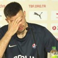 "Želim da kažem jednu stvar": Avramović se uhvatio za glavu, pa suptilno spomenuo sporno suđenje u Turskoj