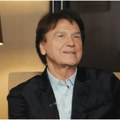 (Video) Porodica priredila Zdravku neodoljivo iznenađenje za 75. rođendan. Nije skidao osmeh s lica.