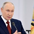 Putin: Ruski vojnici svakodnevno napreduju na frontu